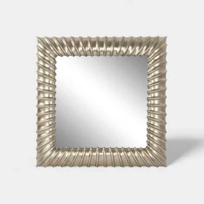 Miroir carré doré, MONTAIGNE