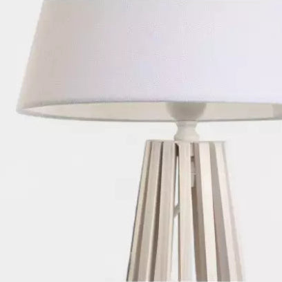 Lampe de table en bois blanc avec abat-jour tissu SOLANE