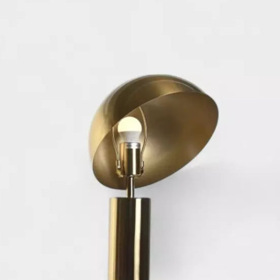 Lampe de bureau dorée en métal NOOR