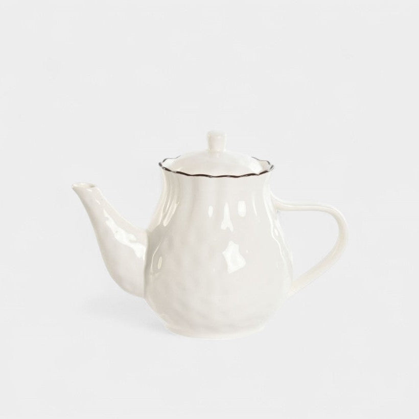 Théière blanche en porcelaine avec détails ondulés et rebord marron CÉLESTE