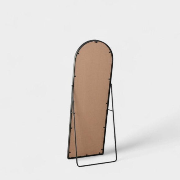 Miroir sur pied en métal noir
