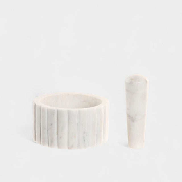 Mortier de cuisine en marbre blanc
