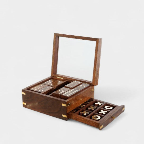 Coffret de jeux Léandre – Bois et laiton, esprit vintage