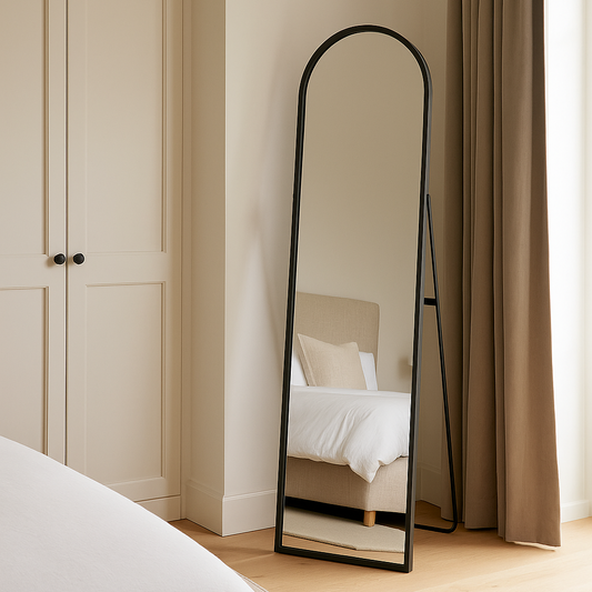 Miroir sur pied en métal noir
