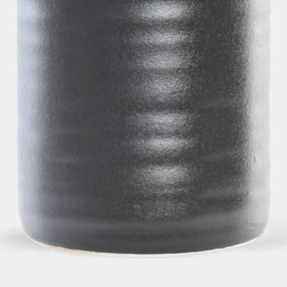 Vase en porcelaine noire mat VANIER S