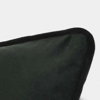 Coussin en velours vert CAMBRIA