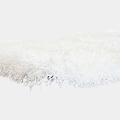 Tapis en fourrure blanche contenant de la soie, TEDDY S - 120 x 180