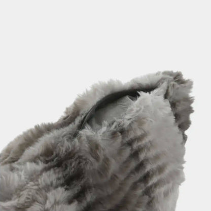 Coussin en fourrure grise COLOGNE