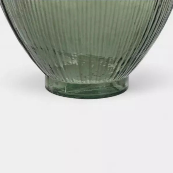 Vase bouteille dame jeanne vert en verre recyclé strié ÉLOI