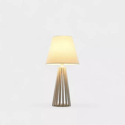 Lampe de table en bois blanc avec abat-jour tissu SOLANE
