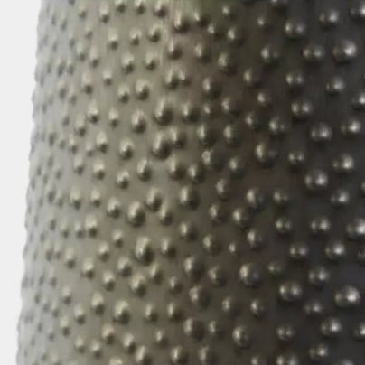 Vase déco en métal martelé gris foncé et laiton TAVALO
