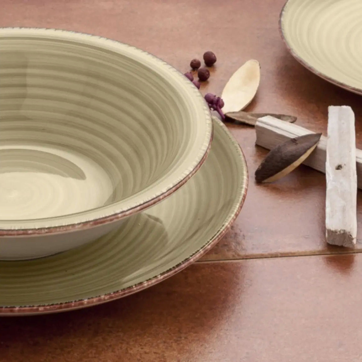 Set de vaisselle en céramique vert ARMAND (18 Pièces)