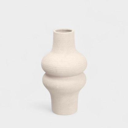 Vase sculptural blanc en céramique