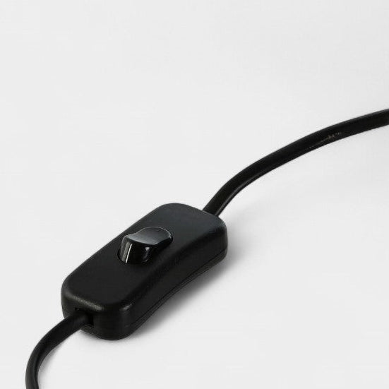 Lampe en aluminium texturée noire
